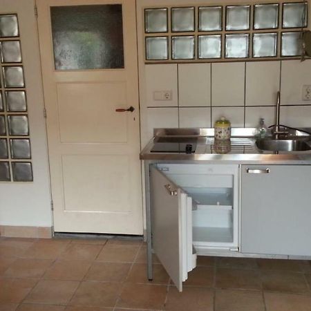 Studio-Appartement In Paardenstal Colijnsplaat Bagian luar foto
