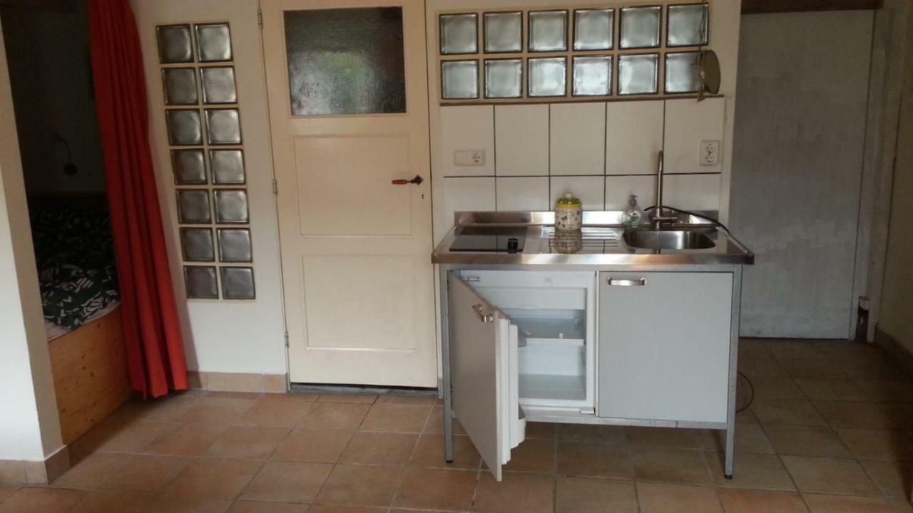 Studio-Appartement In Paardenstal Colijnsplaat Bagian luar foto