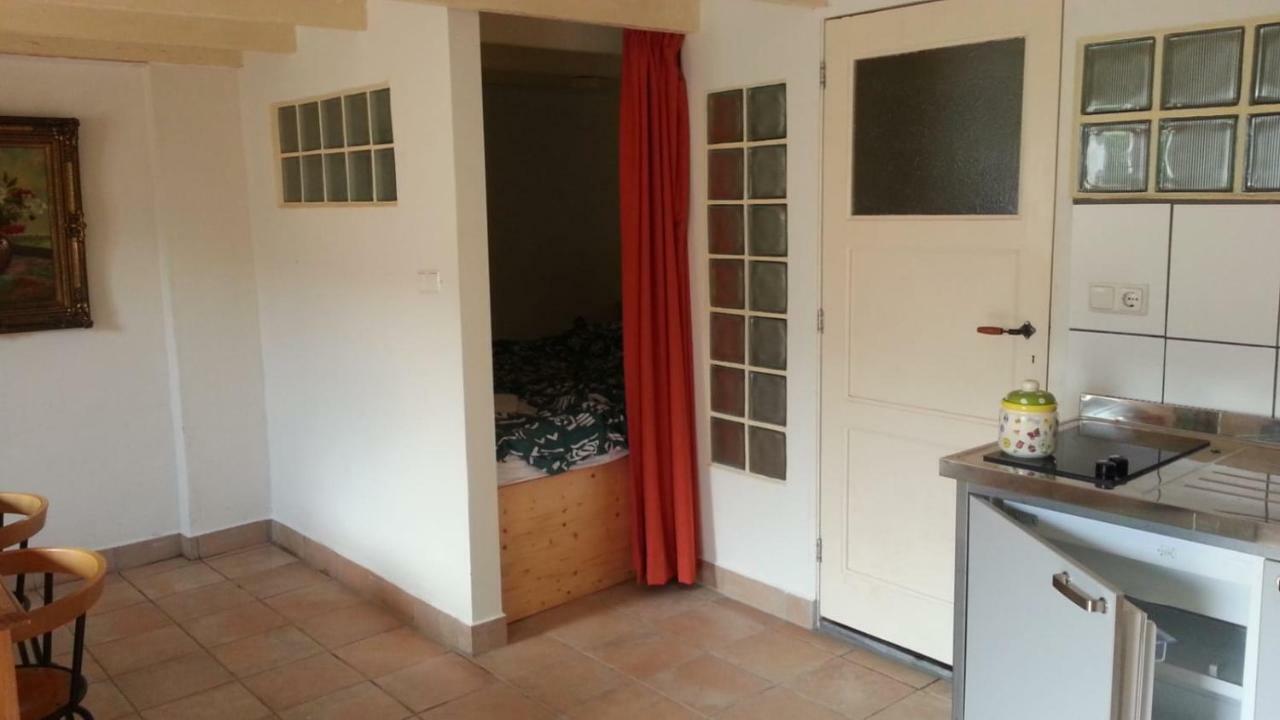 Studio-Appartement In Paardenstal Colijnsplaat Bagian luar foto